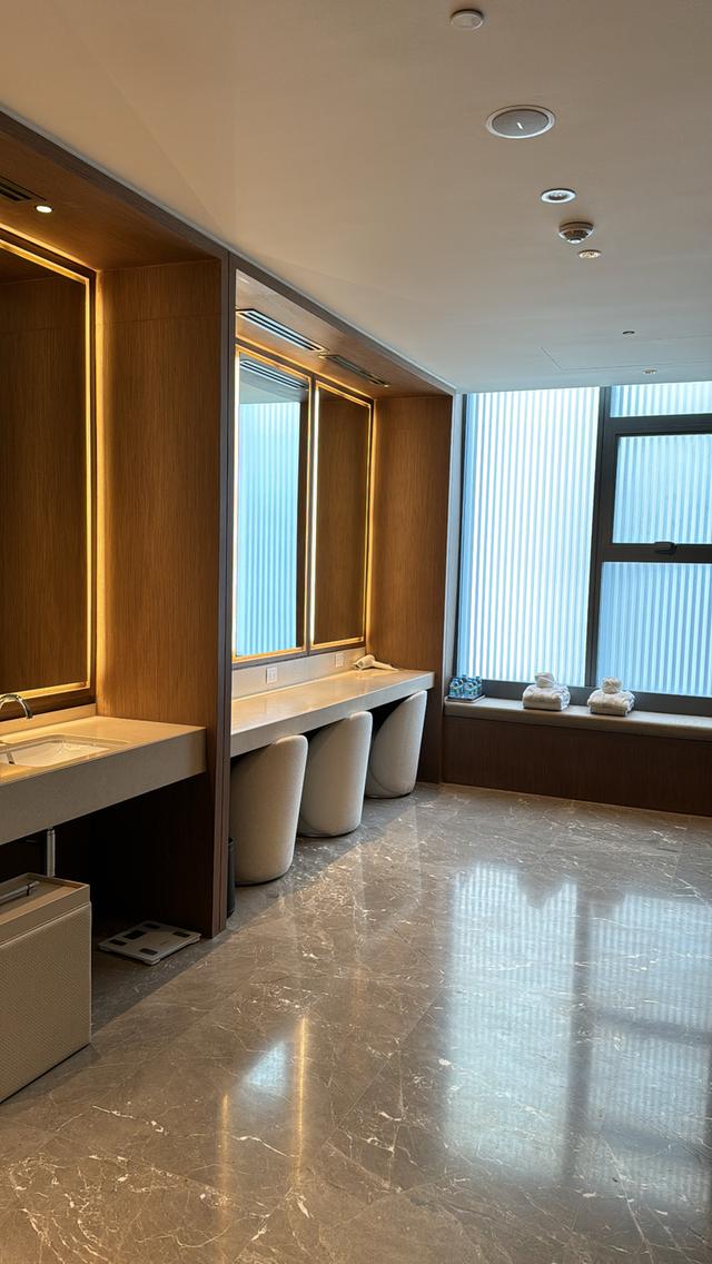 SCOPE Langsuan 2 Bedrooms 3 Bathrooms for Rent 9