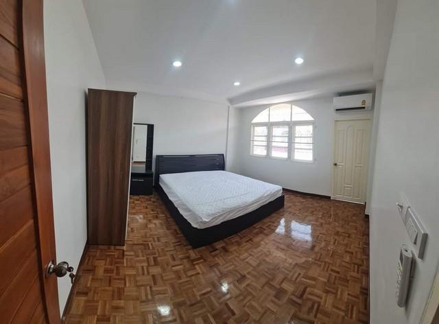 ให้เช่า ทาวเฮ้าส์2ชั้น21ตรว.อยู่รามคำแหง ใกล้เดอะพาซิโอ 5