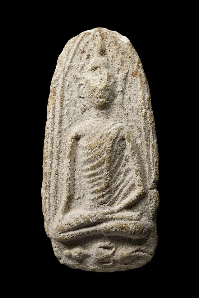 พระเครื่องเก่า เครื่องราง ของทนสิทธิ์