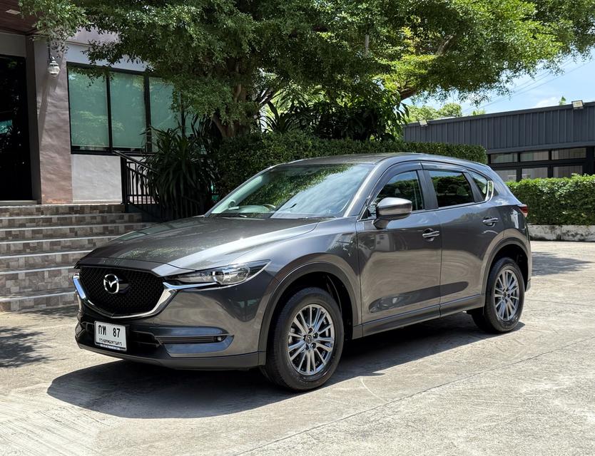 2019 MAZDA CX5 2.0 รถมือเดียวออกป้ายแดง รถวิ่งน้อย เข้าศูนย์ตรงระยะ รถไม่เคยมีอุบัติเหตุครับ 4