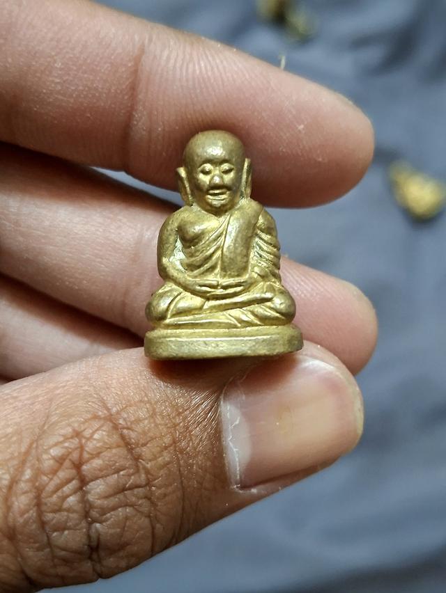 หลวงพ่อเงิน วัดบางคลาน 4องค์