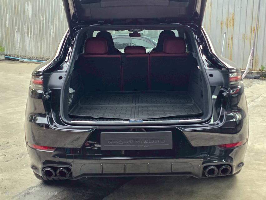 Porsche Cayenne coupe 8