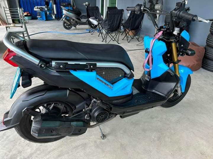 Honda zoomerx สีฟ้า 3