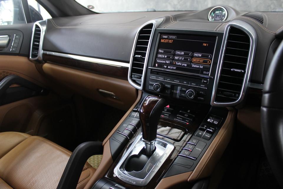 รหัสรถ JRS626 Porsche Cayenne S Hybrid ปี 2012 14