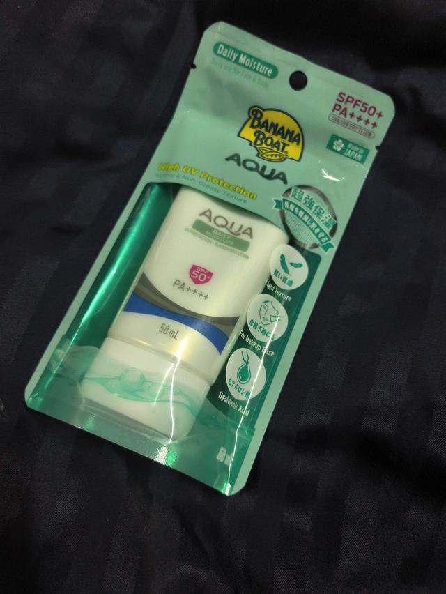 ผลิตภัณฑ์ในภาพคือโลชั่นกันแดด Banana Boat รุ่น Aqua Daily Moisture UV Protection Sunscreen Lotion SPF50+ PA++++ ขนาด 50 มล. รูปย่อยที่ 2