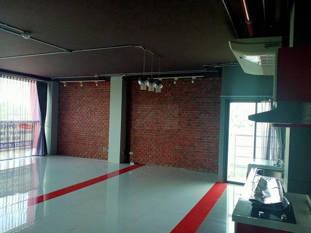 ให้เช่าพื้นที่สำนักงาน 83 ตรม. ซอยเอกมัย 22 ตึก APAI LoFT เดินทางสะดวก ใกล้ BTS เอกมัย ** เหมาะทำออฟฟิศหรือพักอาศัย