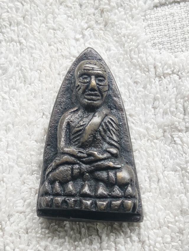 พระเครื่องหลวงปู่ทวดปี 2505(เตารีดใหญ่)