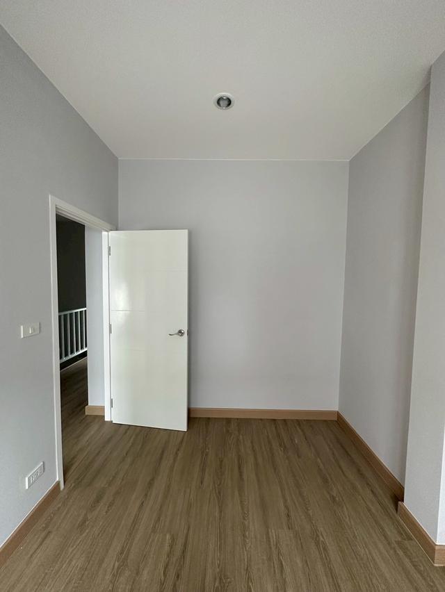บ้านทาวน์โฮม2ชั้น บางขุนนนท์ 16