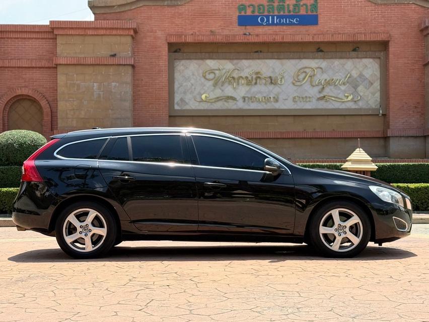 VOLVO V60 1.6 DRIVe Wagon ปี 2013 รูปย่อยที่ 4
