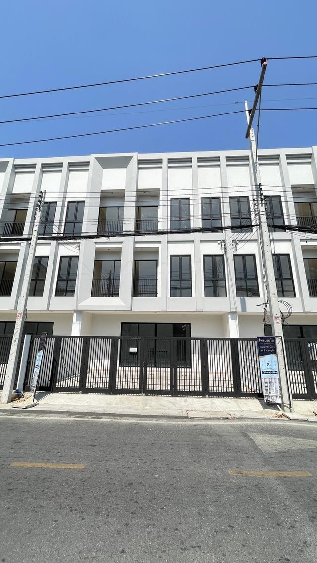 ขายบ้านโฮมออฟฟิศ 3 ชั้น หรูหราเหนือระดับ Primero พหลโยธิน 85 2