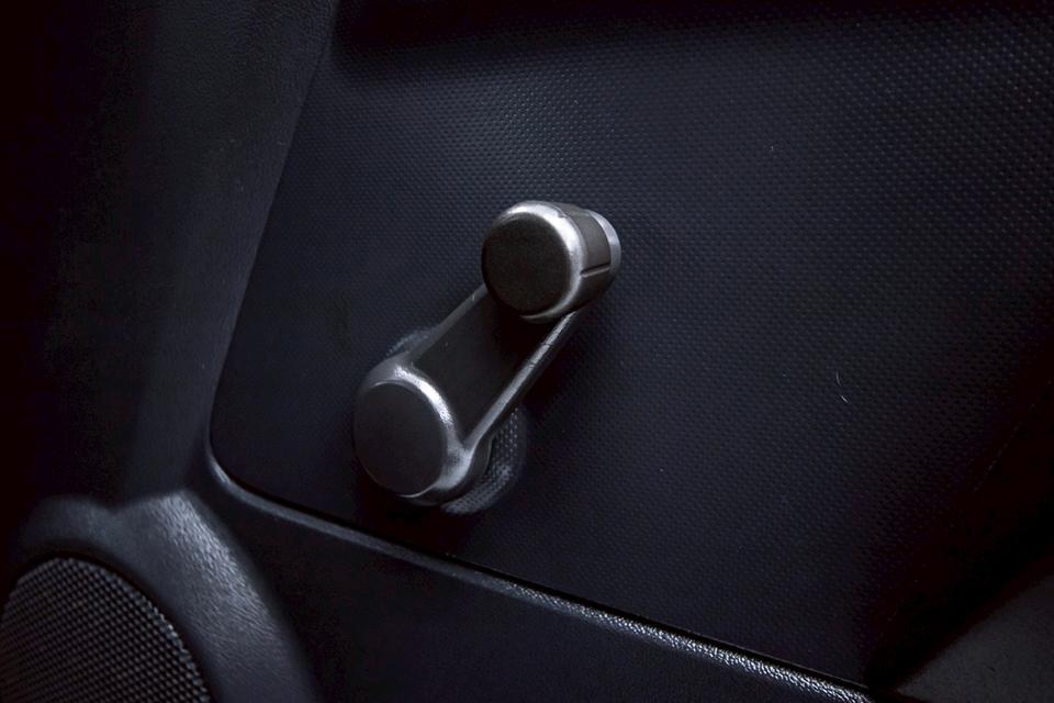 ISUZU D-MAX 2.5 SPARK EX 2011  7