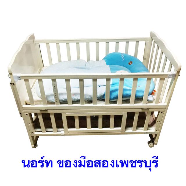 เตียงไม้ใหญ่สองชั้น สำหรับเด็กแรกเกิด มือสอง