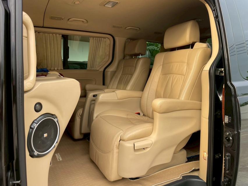 HYUNDAI GRAND STAREX 2.5 VIP 2012 12