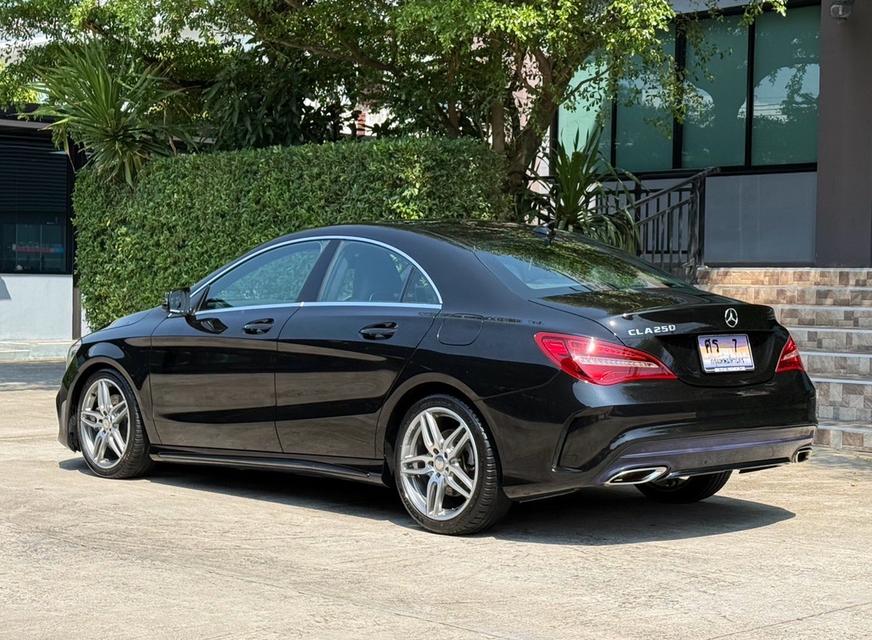 2017 BENZ CLA 250 AMG FACELIFT รถออกศูนย์ BENZ THAILAND รถวิ่งน้อย เข้าศูนย์ทุกระยะ รถไม่เคยมีอุบัติเหตุครับ รูปที่ 6