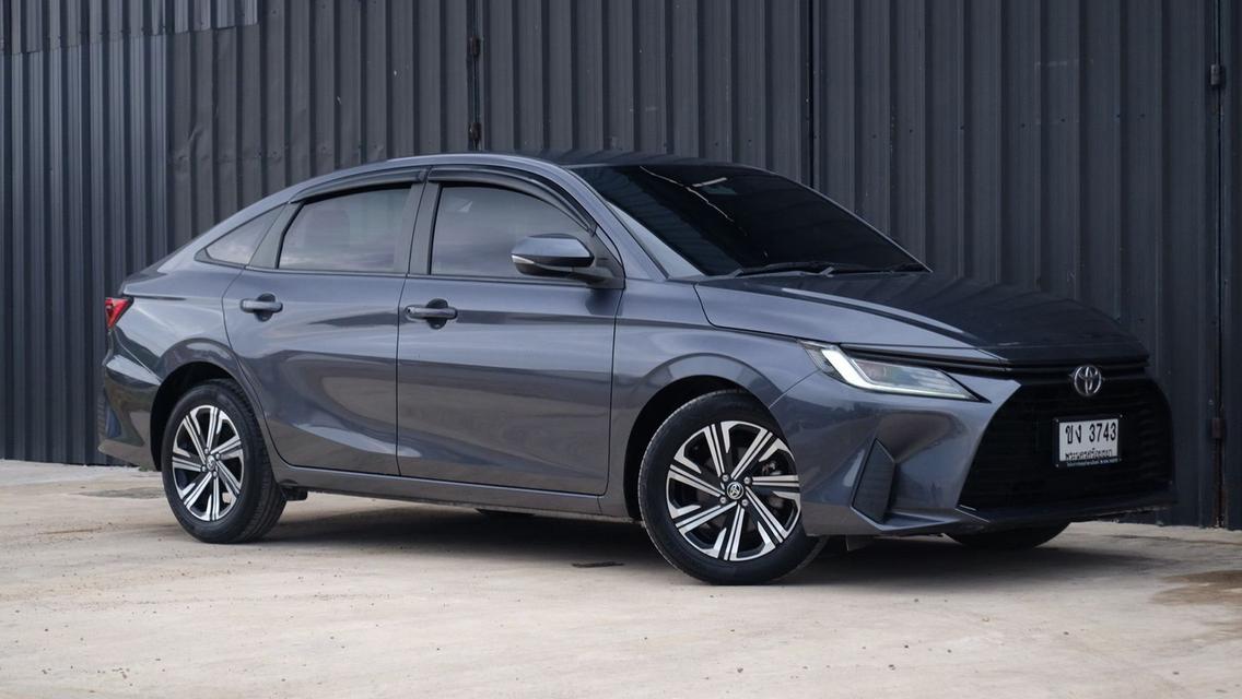 TOYOTA YARIS ATIV, 1.2 SMART ปี2023ไมล์ 6x,xxx km.เครื่องยนต์เบนซินเกียร์ออโต้ รถสวย พร้อมใช้ราคา รูปที่ 2