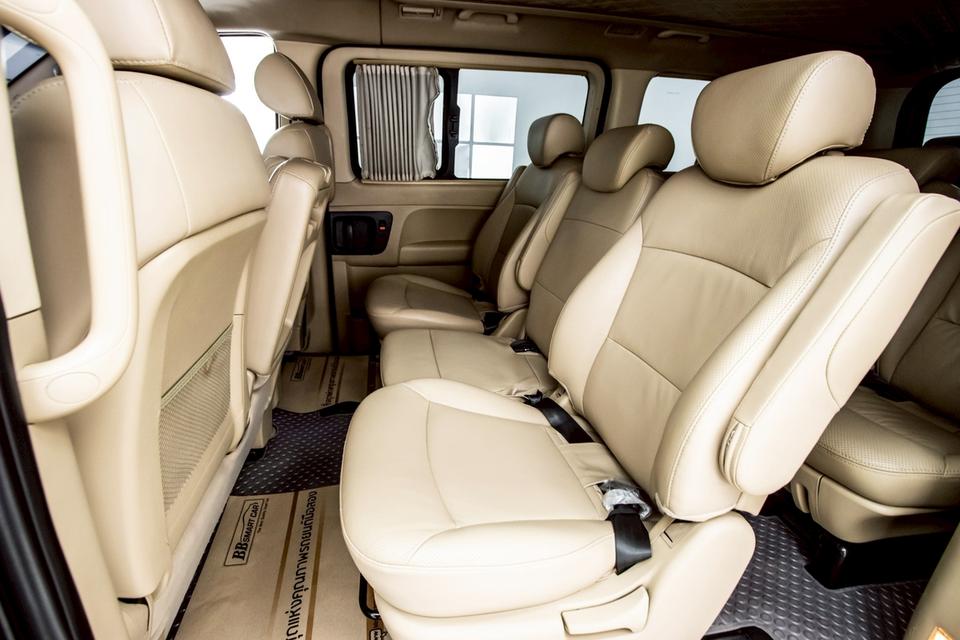 HYUNDAI H-1 2.5 DELUXE 2011 5