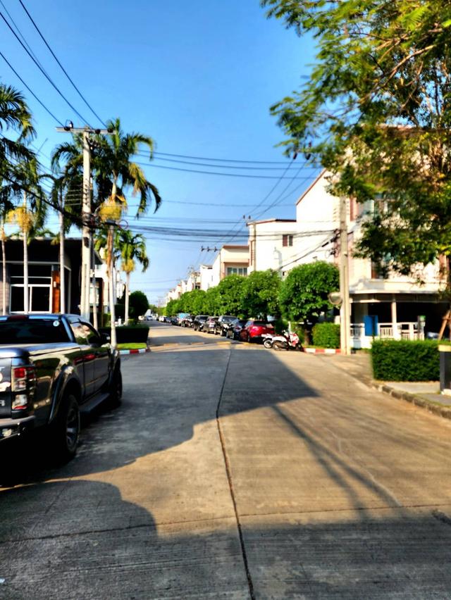 ทาวน์โฮมวัชรพล หมู่บ้าน The Ricco Town วัชรพล ถนนร่วมมิตรพัฒนา รามอินทรา บางเขน 16