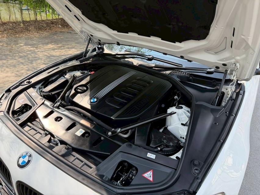 รหัสรถ AP5513 BMW 525D Top ปี11 ดีเซล สีขาว 17