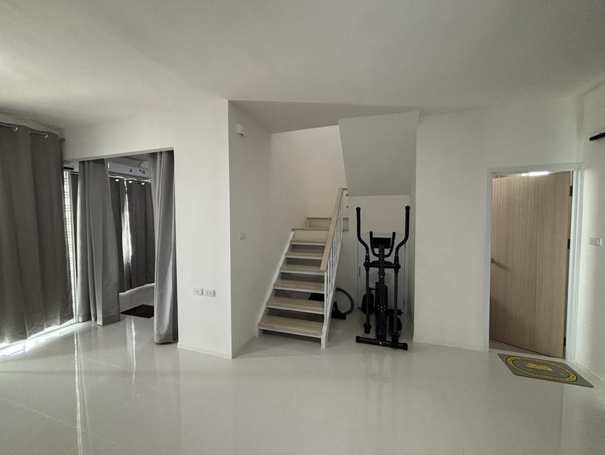 บ้านเช่า 3 ห้องนอน โครงการเดอะ คัลเลอร์ส มิกซ์ รังสิต-วงแหวน 11