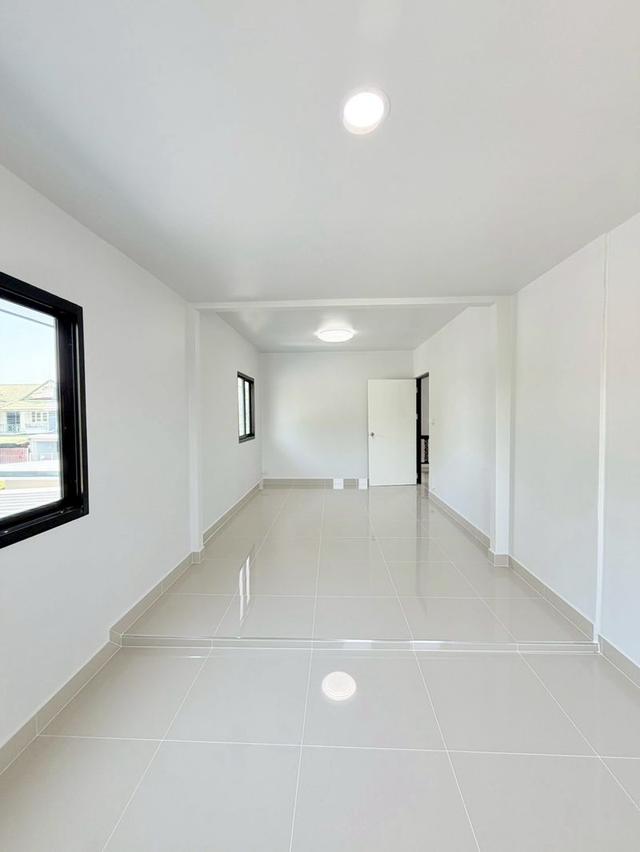 หมู่บ้านพฤกษา14A วัดลาดปลาดุก บ้านแฝด 2 ชั้น หลังมุมติดสวนสาธารณะ ตกแต่งใหม่พร้อมอยู่ เหมาะสำหรับครอบครัวใหญ่ และผู้ที่ต้องการพื้นที่ใช้สอยเยอะ 16