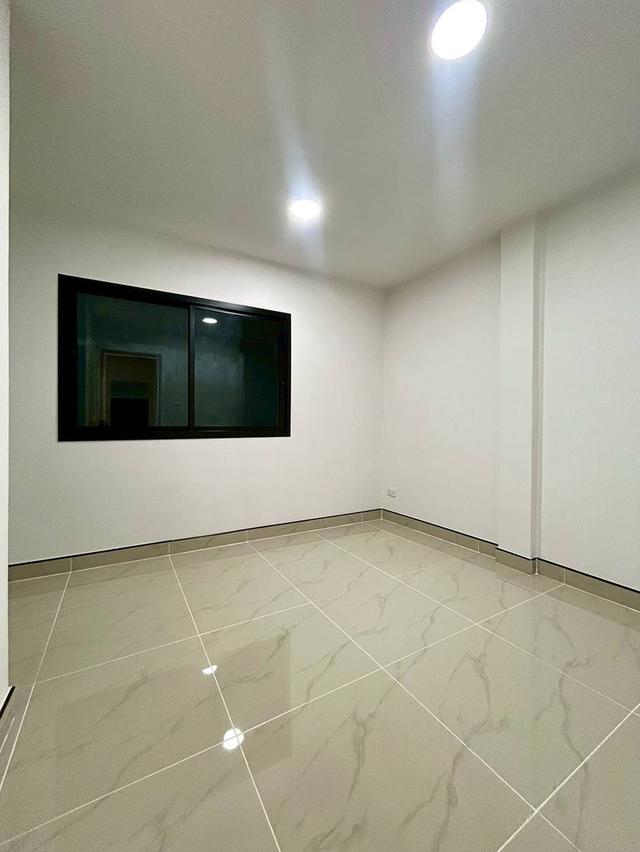 หมู่บ้านนันทิชา3/8 บ้านกล้วยไทรน้อย 16