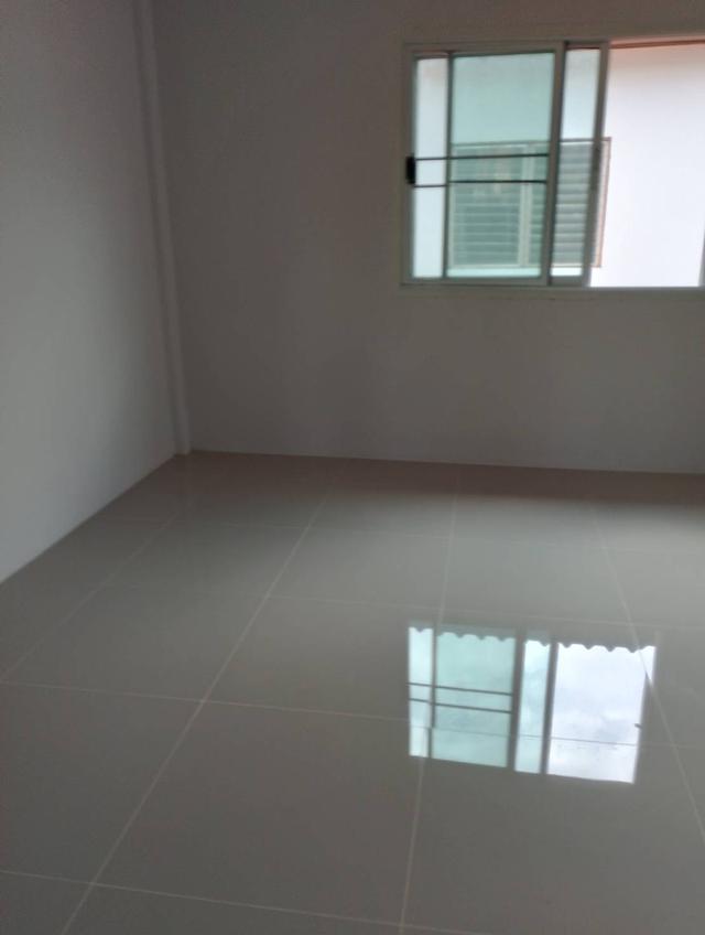 หมู่บ้านขจีนุช 7
