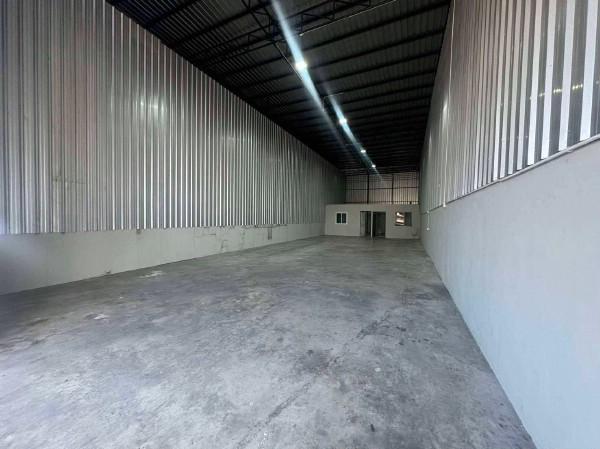 ให้เช่าโกดังโชว์รูมพร้อมออฟฟิศทำเลดีติดถนนนิมิตรใหม่ พื้นที่ใช้สอย 210 327 380 550 ตรม. 3