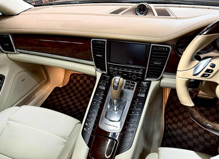 Porsche Panamera S Hybrid ปี 2012 จด 2013 วิ่ง 83,xxx km รูปที่ 10