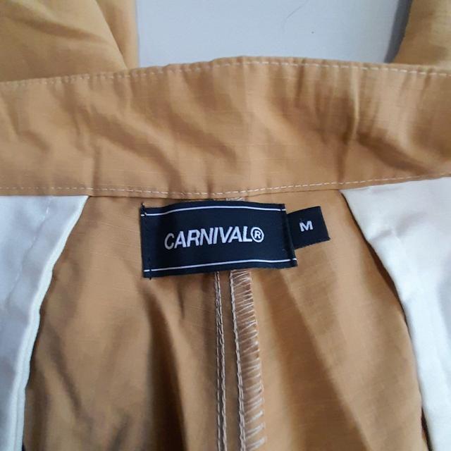 กางเกงขายาวของ Carnival SS23 2