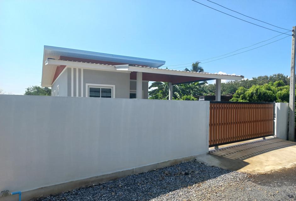 บ้านเดี่ยว 60 ตารางวา 1.59 ล้าน อ.สันทราย จ.เชียงใหม่ โทร 088 084 5959