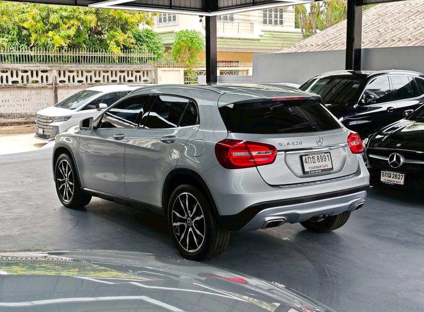 Mercedes Benz GLA 200 W156 ปี 2015 รูปที่ 5
