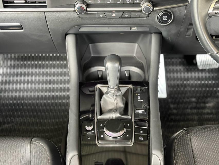 MAZDA MAZDA3 2.0 C ปี 2019 รูปที่ 11