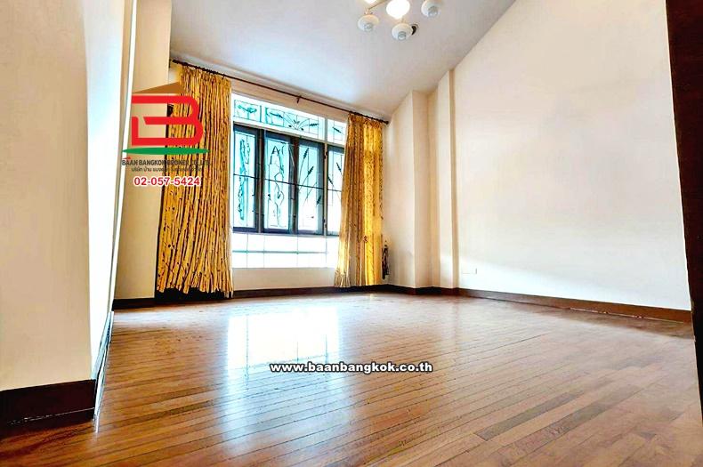 ทาวน์โฮม เนื้อที่ 16.9 ตร.ว. Silk Village Saimai 54 : ซิลค์ วิลเลจ สายไหม 54 ใกล้ปตท.สายไหม 56 ถนนพหลโยธิน แขวงสายไหม เขตสายไหม 10