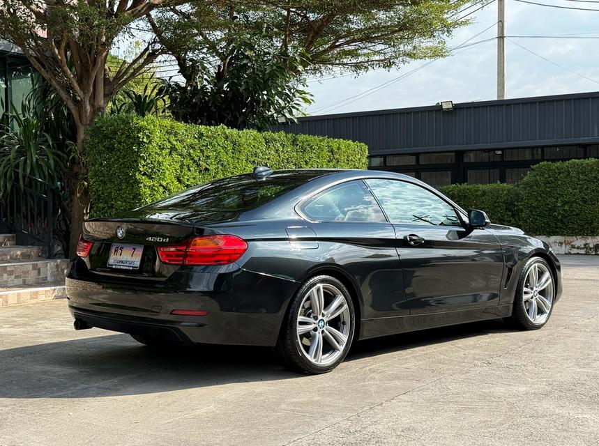 2015 BMW 420D รถออกศูนย์ BMW THAILAND รถวิ่งน้อยเพียง 90,000 กม รถเข้าศูนย์ทุกระยะ ไม่มีอุบัติเหตุครับ 3