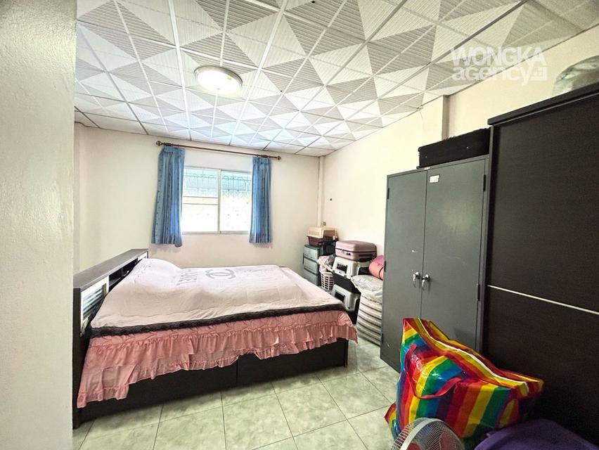 ขายบ้าน ทาวน์เฮาส์ พร้อมที่ดิน หมู่บ้านบดิพัฒน์ 2 แพรกษา ขนาด 42.3 ตร.ว. ใกล้รถไฟฟ้า BTS มีพื้นที่ใช้สอย ใกล้นิคม ใกล้โรงเรียน 5