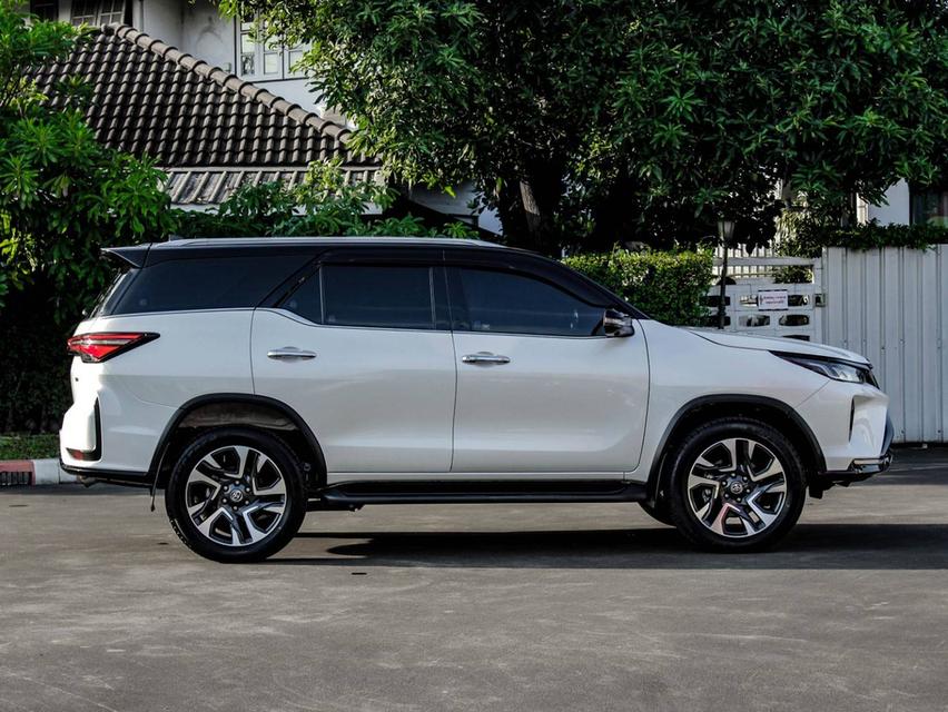 TOYOTA FORTUNER, 2.8 LEGENDER BLACK TOP ดีเซล 2021 รถสวย ใหม่ ใช้น้อยมาก 5