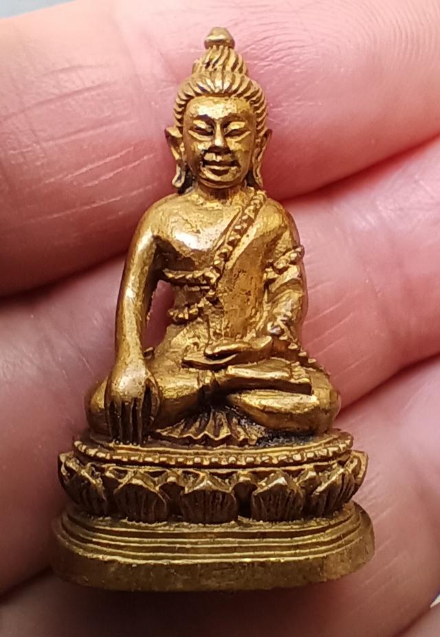 พระกริ่ง​มี4องค์​ ให้บูชา​เหมาตามภาพ​ 