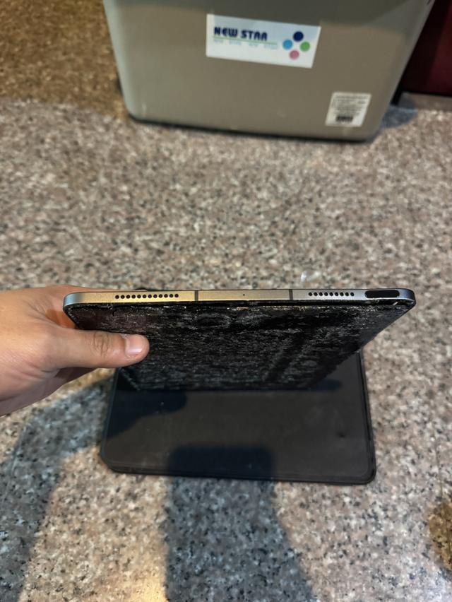 ขายๆๆๆถูกๆๆiPadAir5 M1 สีSpace Gray 256กิ๊ก Wifi Celluer ใส่ซิมได้ถูกๆๆ สภาพ: 90% ราคา: 4500 มารับเอง 3990 จากกระทู้เดิมมา4000ละคับ ( ขอคนที่พร้อมร