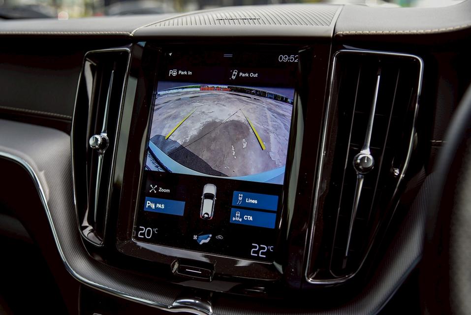 รหัสรถ CBL7547 Volvo XC60 2.0 T8 R-Design 4WD AT 2019 18