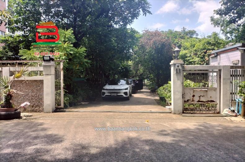 ที่ดินพร้อมสิ่งปลูกสร้าง ลาดพร้าว 64 แยก 10 เนื้อที่ 256 ตรว. เขตบางกะปิ กรุงเทพมหานคร 3
