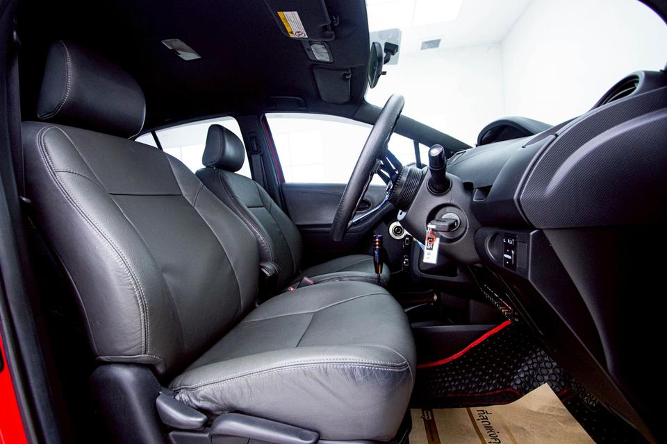 TOYOTA YARIS 1.5 E 2006  9