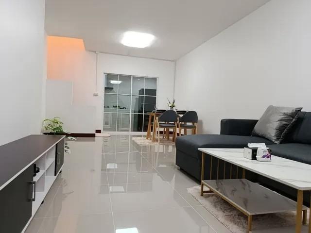 ขายทาวน์โฮม 2 ชั้น รีโนเวทใหม่ พร้อมเข้าอยู่ หมู่บ้านพฤกษา 11 ต้นถนนเลียบคลอง 3 2