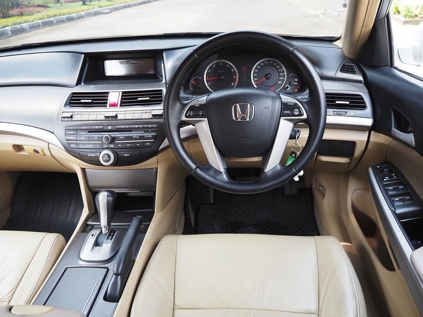 รหัสรถ DWC5946 HONDA ACCORD 2.0 E (GEN 8) ปี 2008 จดปี 2009 เกียร์AUTO สภาพนางฟ้า 8