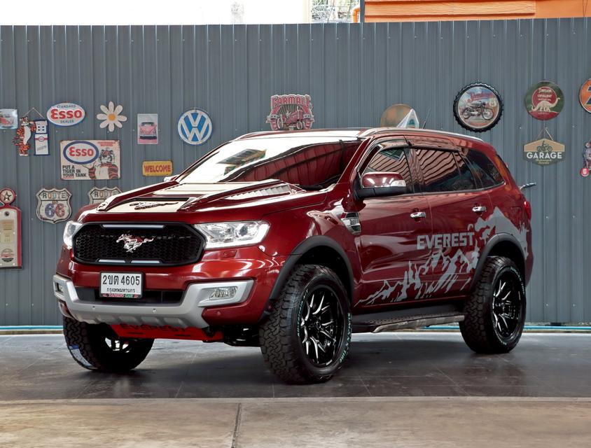 FORD EVEREST 3.2 TITANIUM+ 4WD ปี2017 ตัวท็อปสุดของรุ่น  ชุดแต่งรอบคัน ขับนิ่ม เครื่องแน่น
