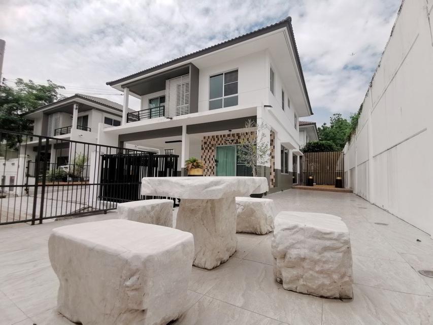 บ้านเดี่ยว สีวลีบางนา 3นอน 3น้ำ 61ตรวจ164ตรม 6.95ล 3
