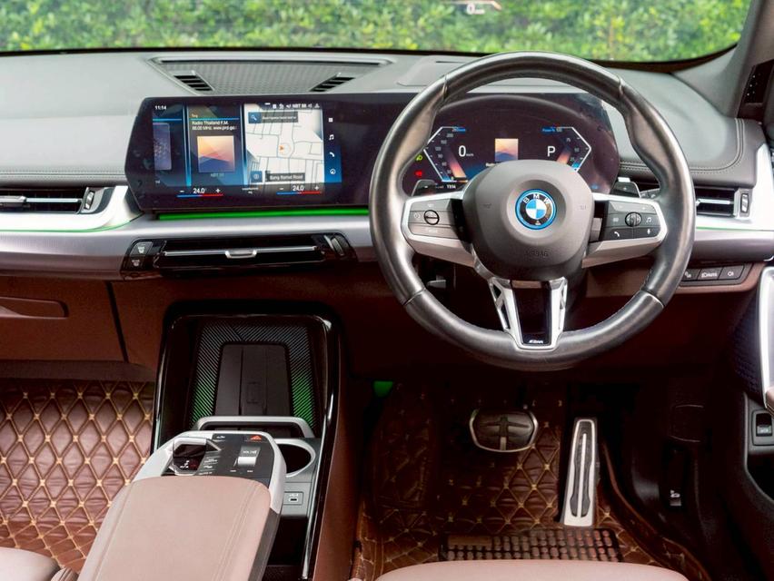 BMW X1 xDriv30e M Sport ปี 2023 16