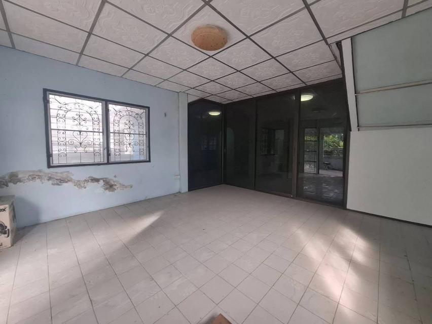 ขายบ้านแฝด 2 ชั้น หลังมุม หมู่บ้านเกษมทรัพย์ คลองสอง 5