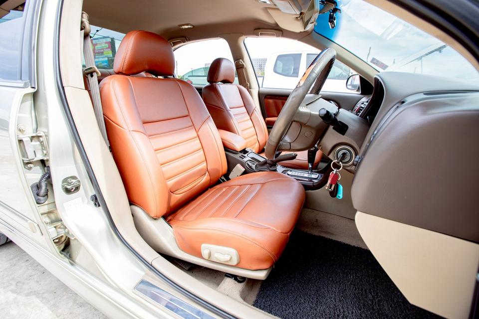 Nissan cefiro 2.0 Exclusive ปี 2002 เกียร์ออโต้ มือเดียวป้ายแดง  8