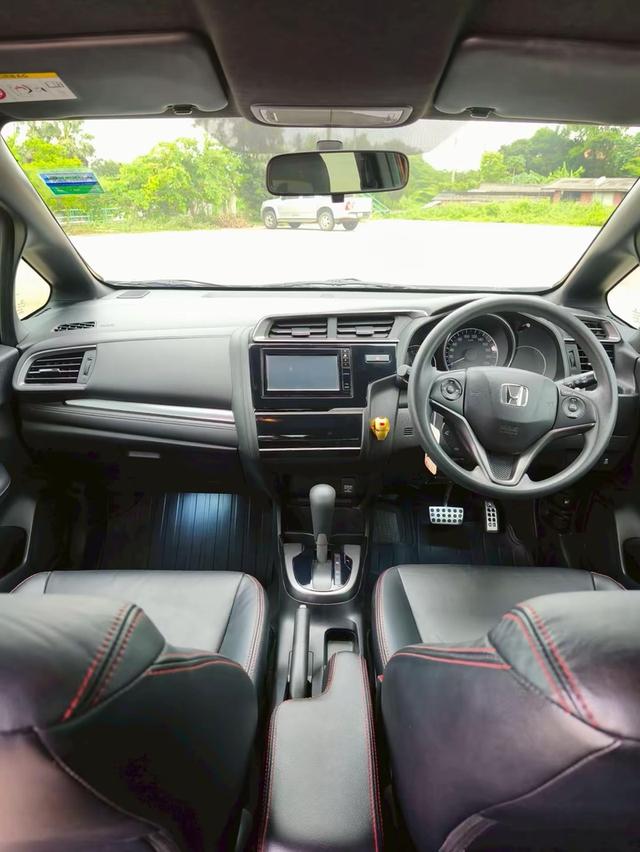 HONDA JAZZ GK 1.5 RS TOP 2017 12