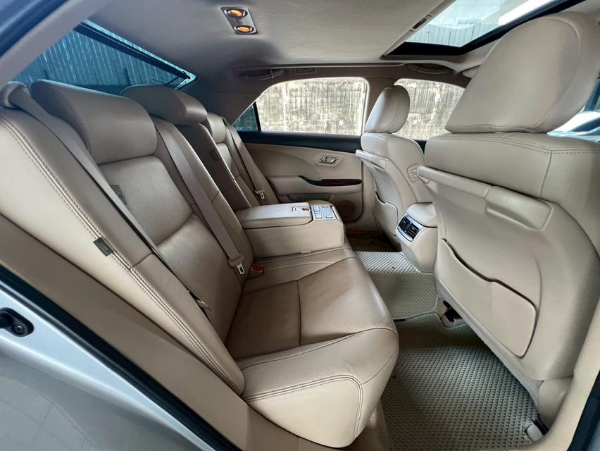 TOYOTA CROWN 2.5 ROYAL SALOON ปี 2009 โฉม ปี07-12 สีเทา เกียร์ออโต้ รูปที่ 9